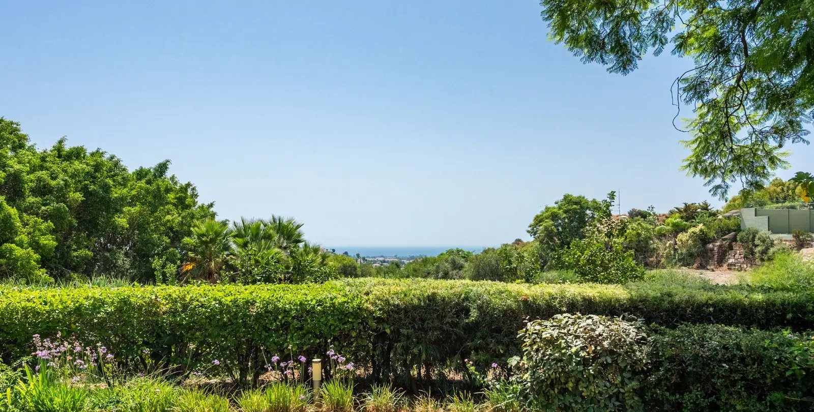 Venta de villa independiente en Nueva Andalucía 53