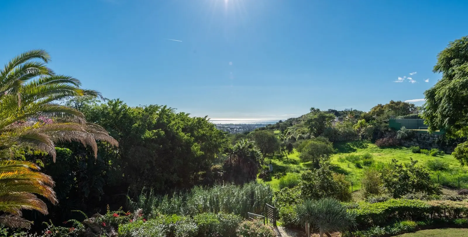Venta de villa independiente en Nueva Andalucía 61