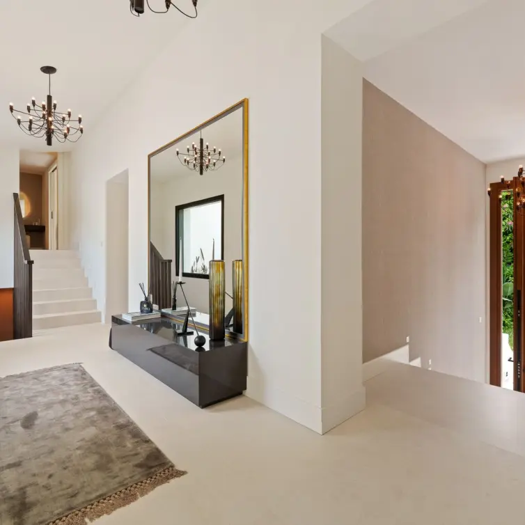 Venta de villa independiente en Nueva Andalucía