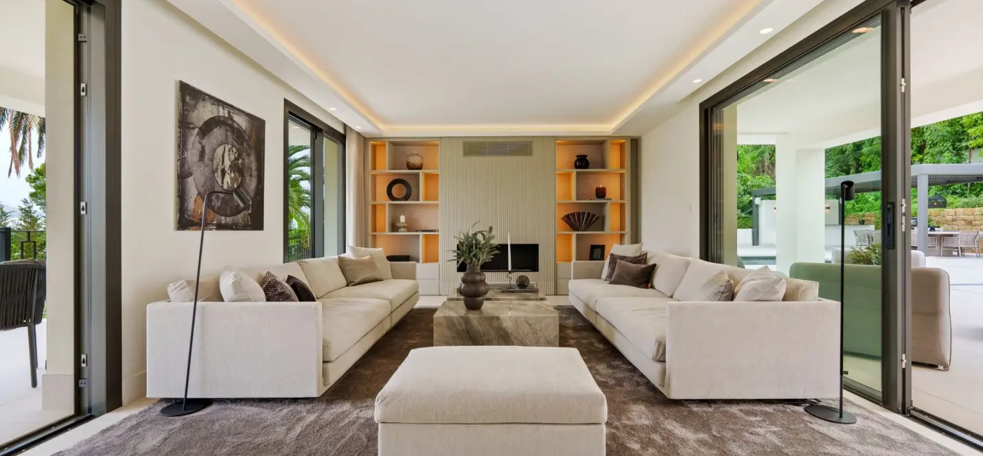 Venta de villa independiente en Nueva Andalucía 4