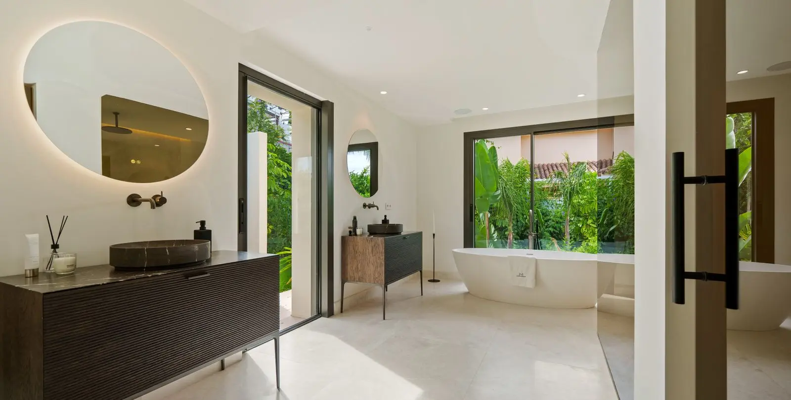 Venta de villa independiente en Nueva Andalucía 23