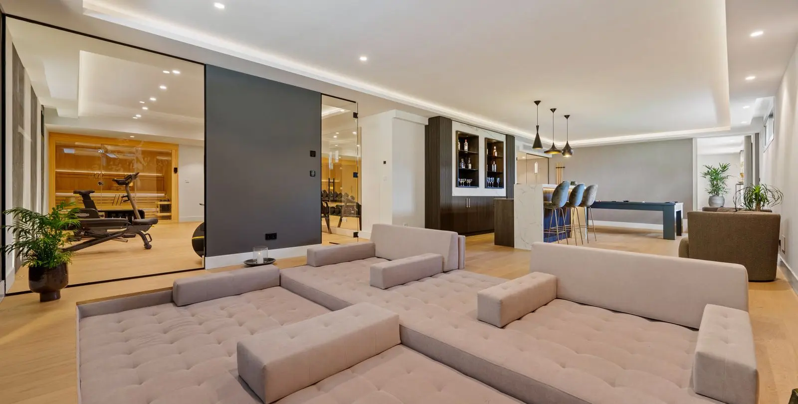 Venta de villa independiente en Nueva Andalucía 34