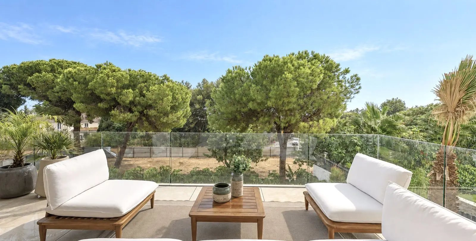Venta de villa independiente en Nagüeles 2