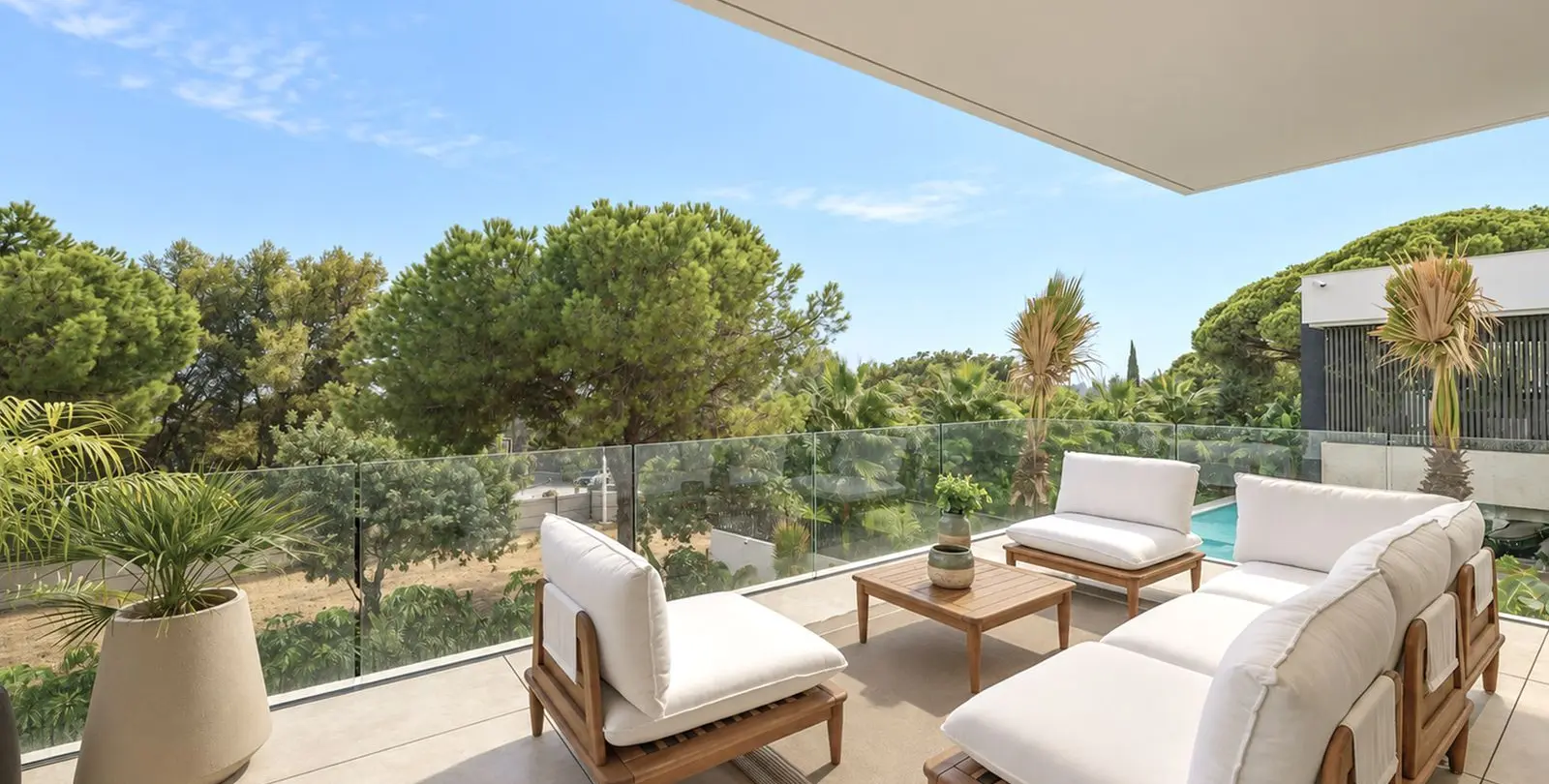 Venta de villa independiente en Nagüeles 15