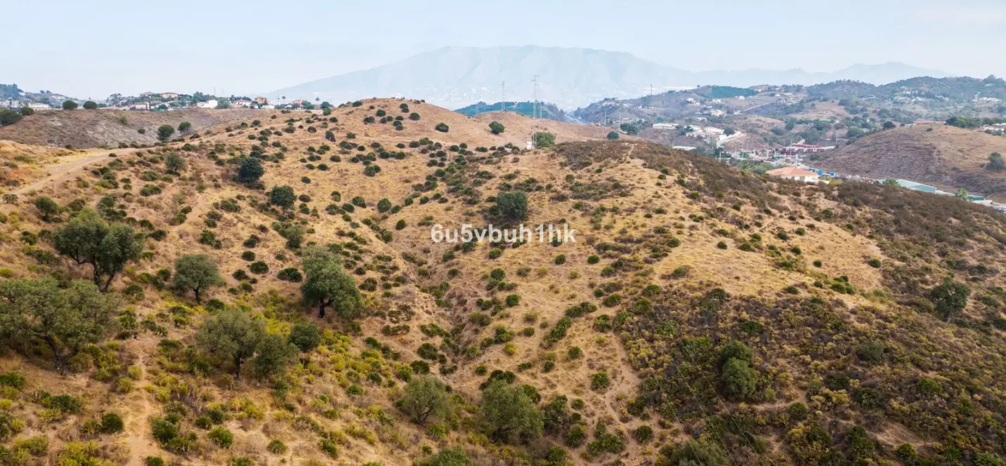 Venta de parcela residencial en La Cala de Mijas 0