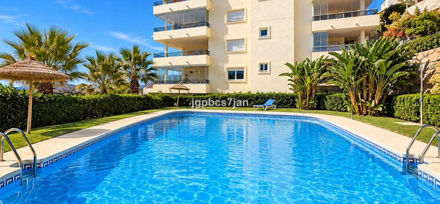 Продажа апартаментов на среднем этаже в La Cala Hills 4