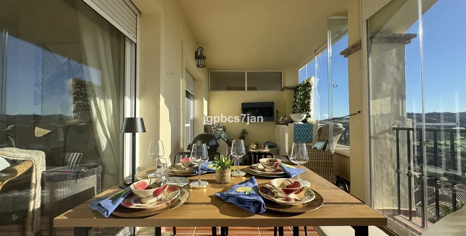 Продажа апартаментов на среднем этаже в La Cala Hills 15
