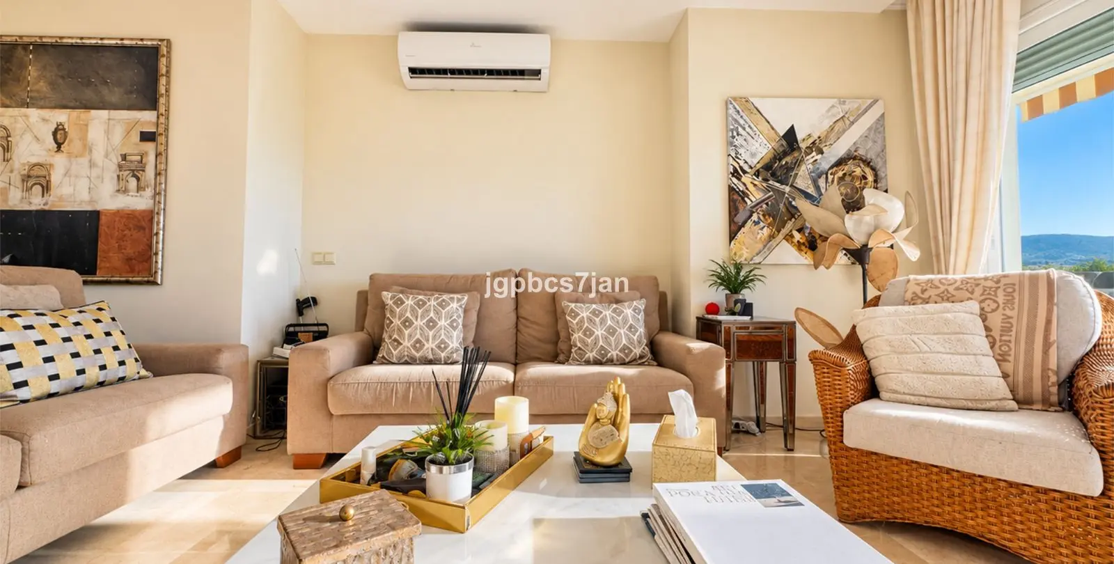 Продажа апартаментов на среднем этаже в La Cala Hills 23