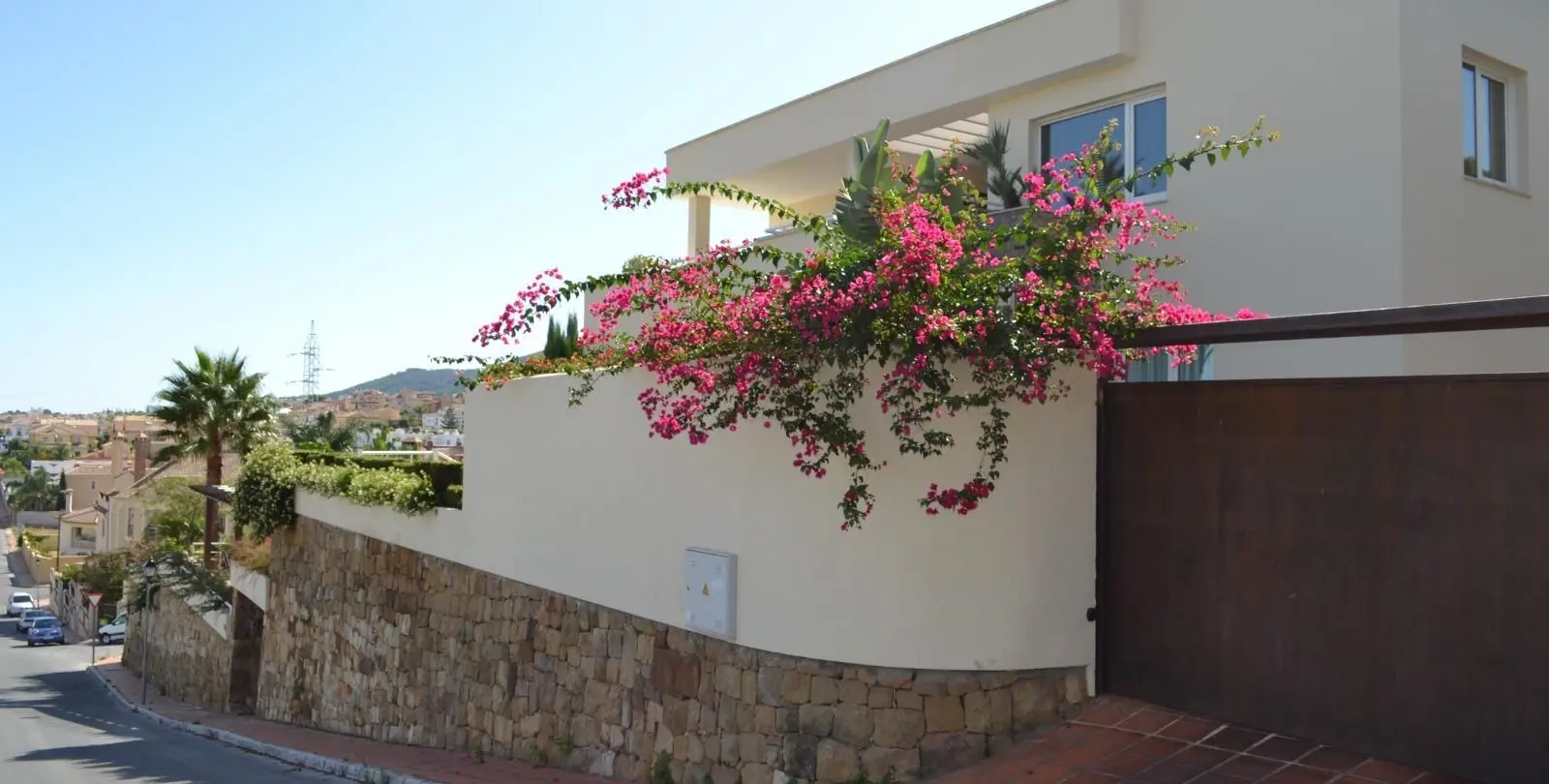 Sale of detached villa in Alhaurín de la Torre 1