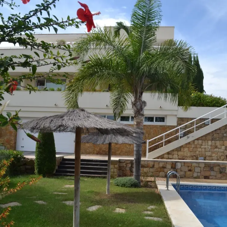 Venta de villa independiente en Alhaurín de la Torre