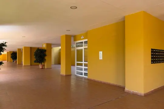 Image 6 thumb