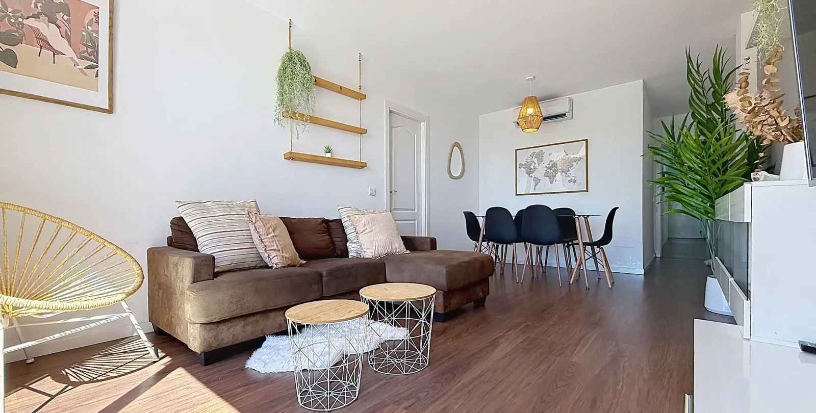 Sale of penthouse in Doña Julia 9