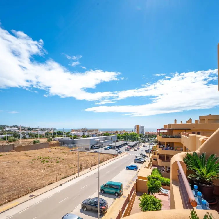 Продажа апартаментов на среднем этаже в La Cala de Mijas