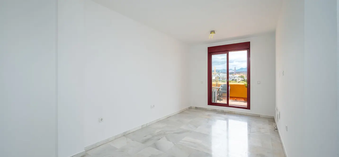Продажа апартаментов на среднем этаже в La Cala de Mijas 3