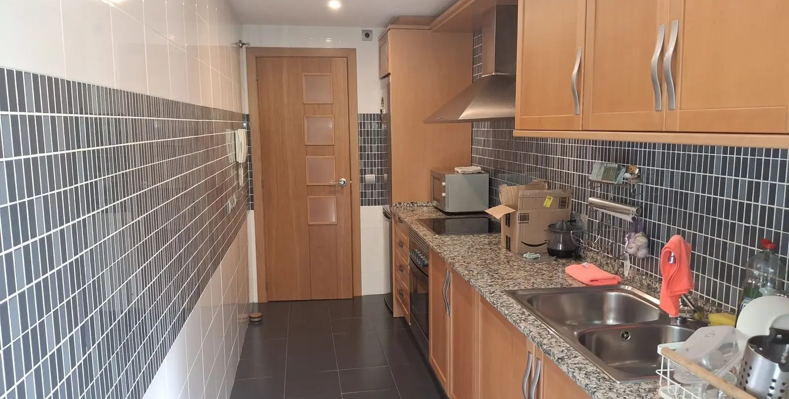 Venta de apartamento en planta baja en Selwo 7