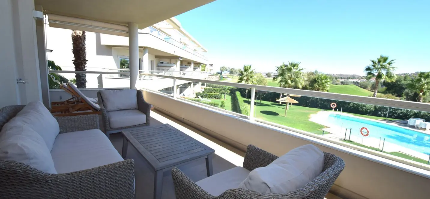 Продажа апартаментов на среднем этаже в La Cala Golf 1