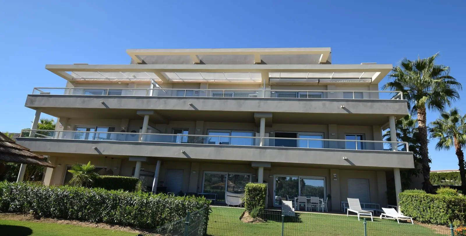Продажа апартаментов на среднем этаже в La Cala Golf 4