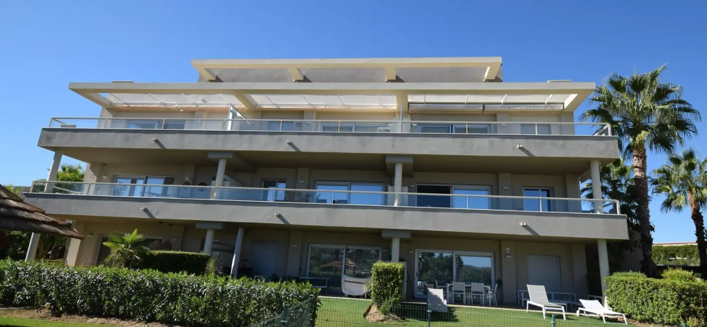Продажа апартаментов на среднем этаже в La Cala Golf 3