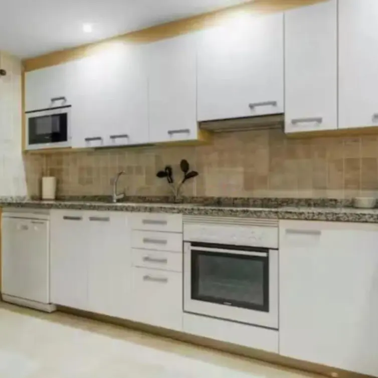Venta de apartamento en planta baja en Estepona