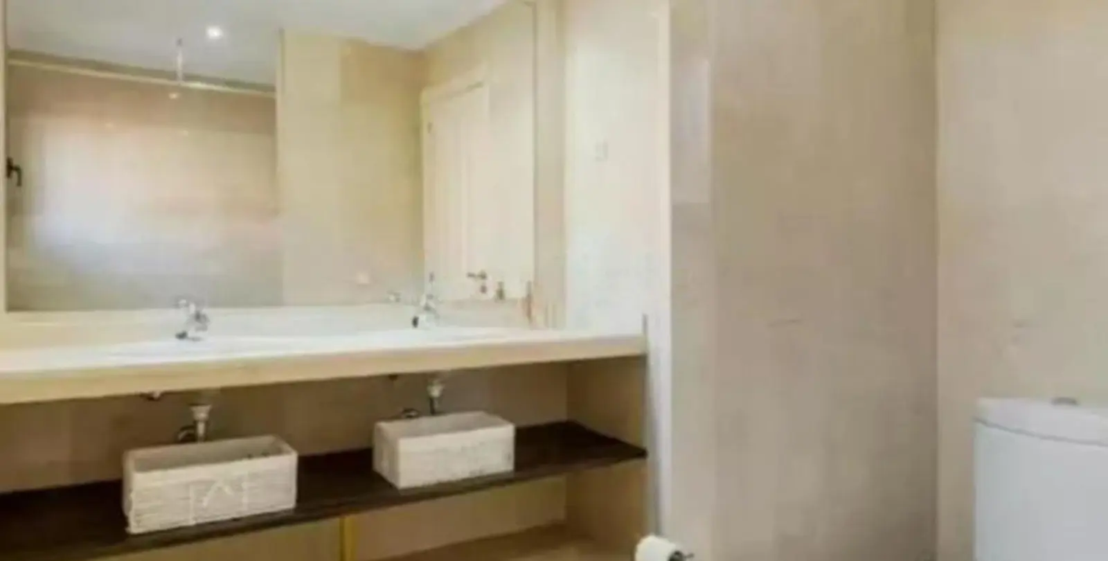 Venta de apartamento en planta baja en Estepona 6