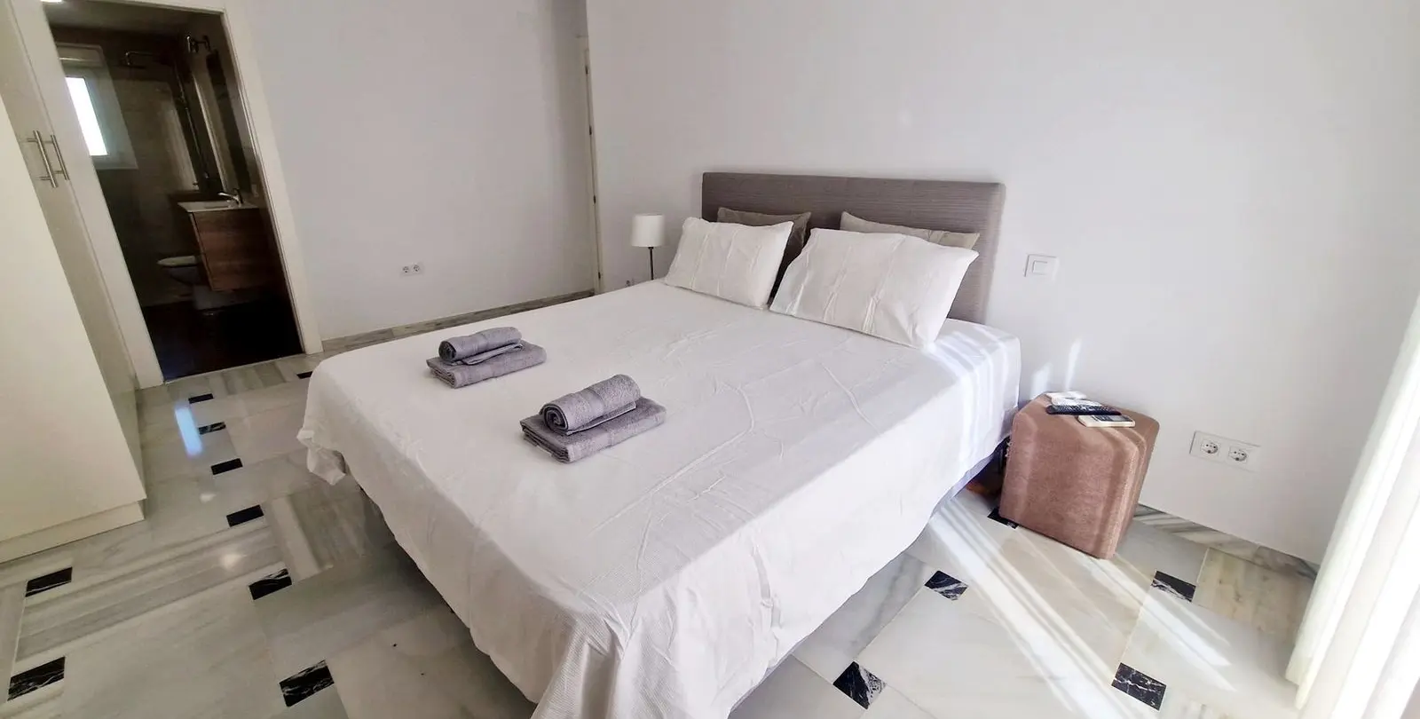 Sale of penthouse in Fuengirola 10