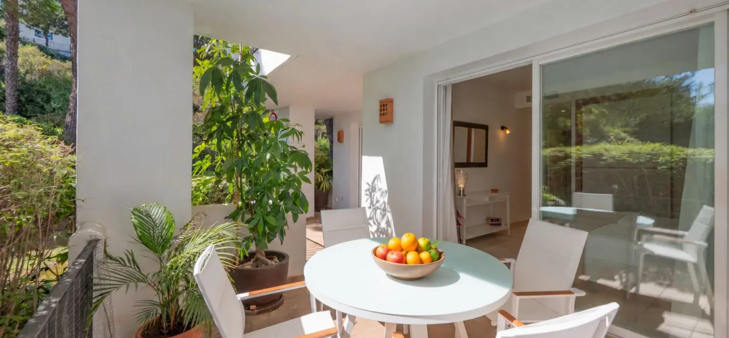 Venta de apartamento en planta baja en Benahavís 3