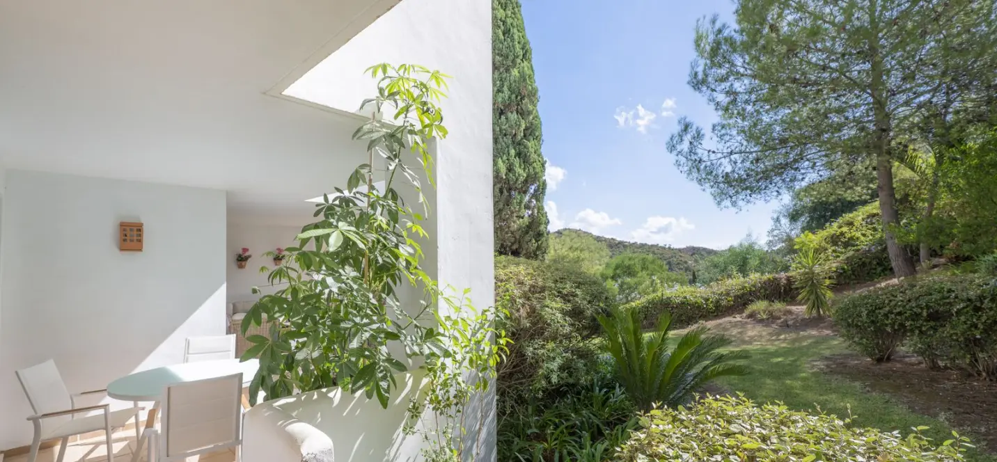 Venta de apartamento en planta baja en Benahavís 4