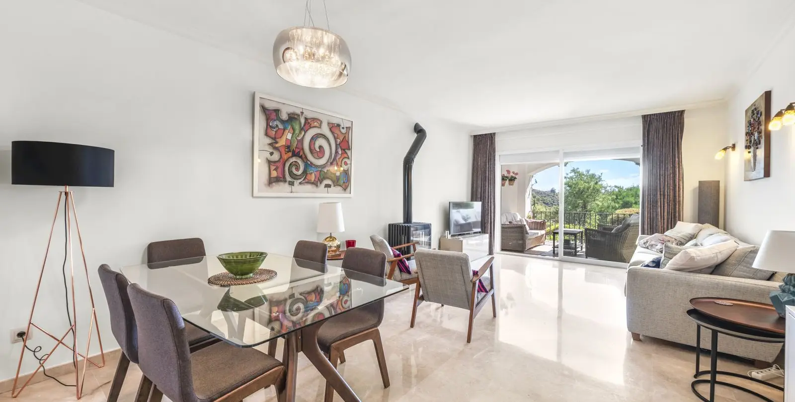 Venta de apartamento en planta baja en Benahavís 6