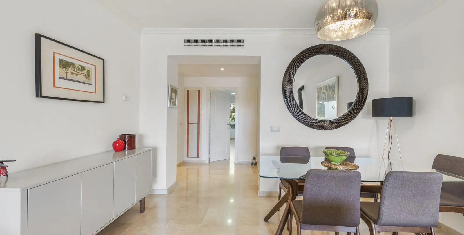 Venta de apartamento en planta baja en Benahavís 9