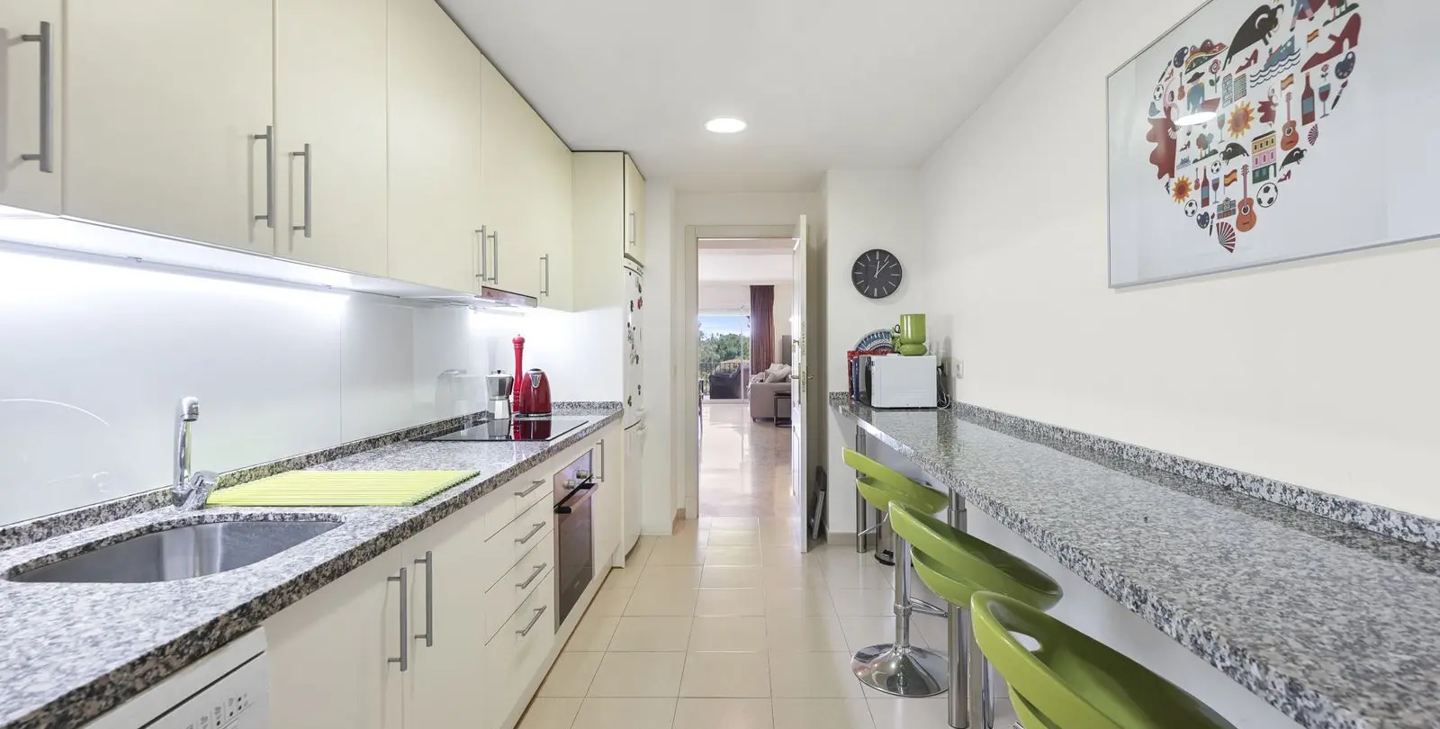 Venta de apartamento en planta baja en Benahavís 12