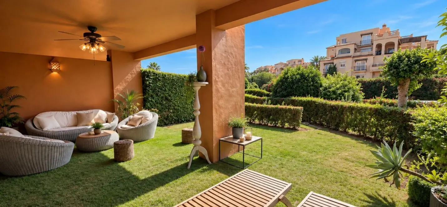 Sale of ground floor apartment in Estepona 3