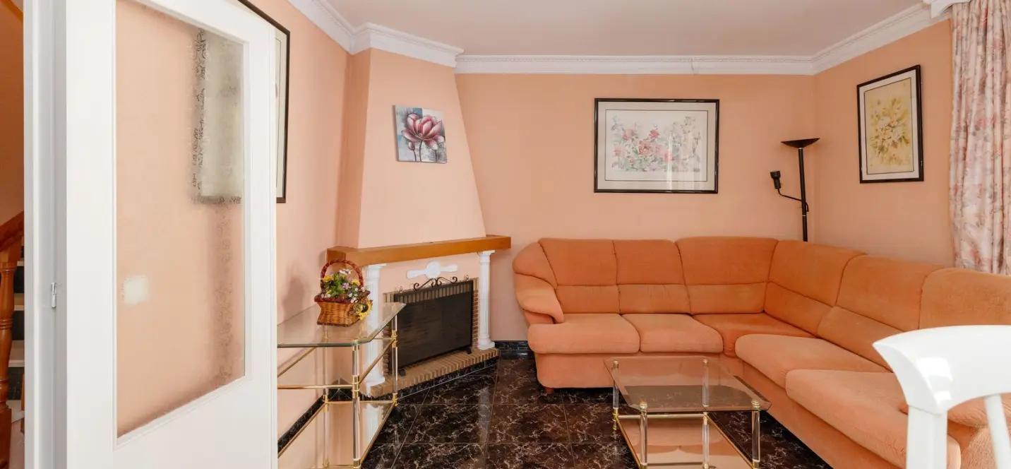Sale of townhouse in Marbella 2