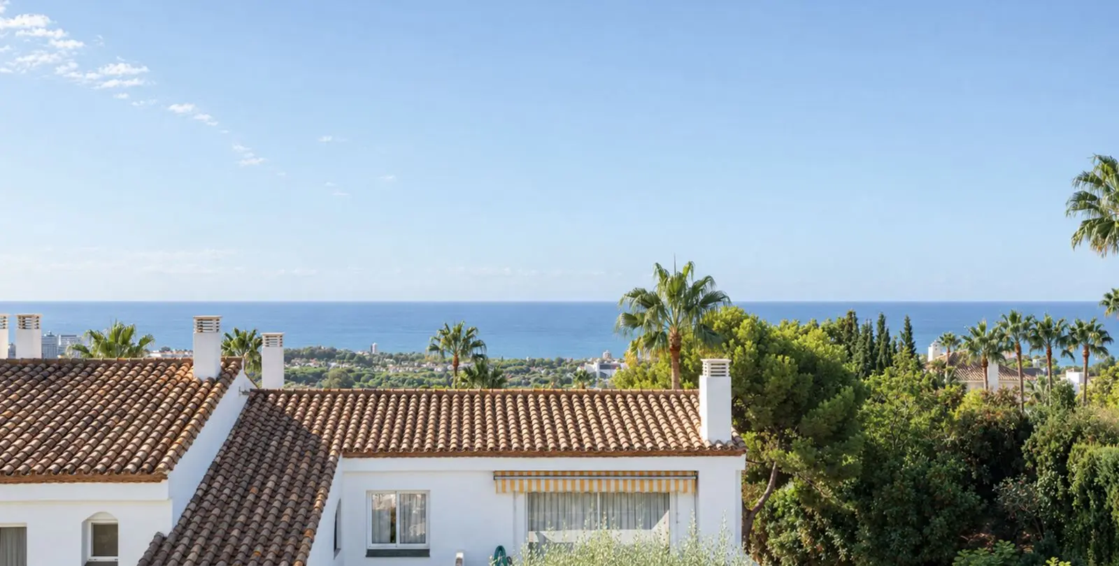 Sale of penthouse in El Paraiso 5