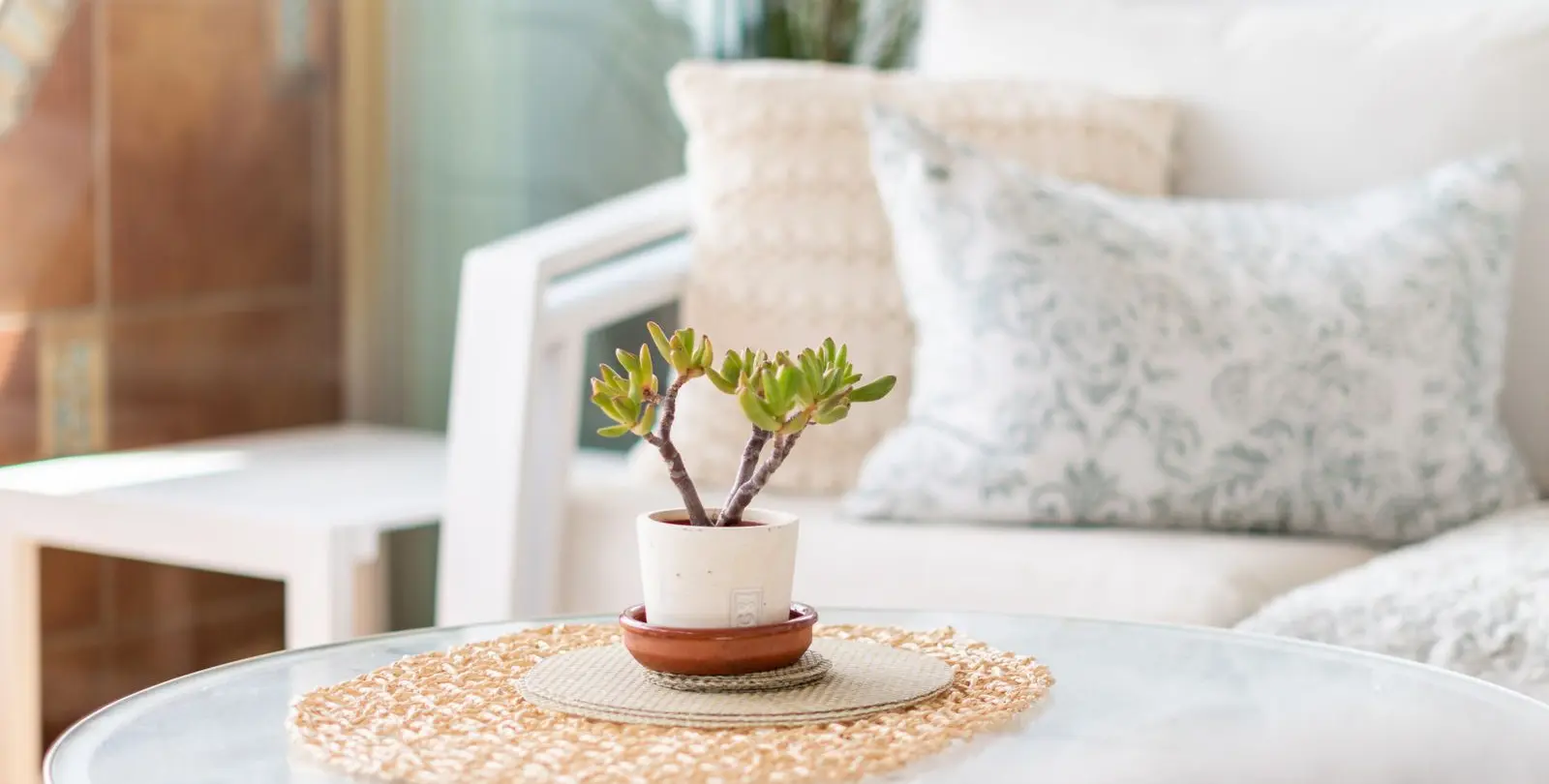 Sale of penthouse in El Paraiso 18