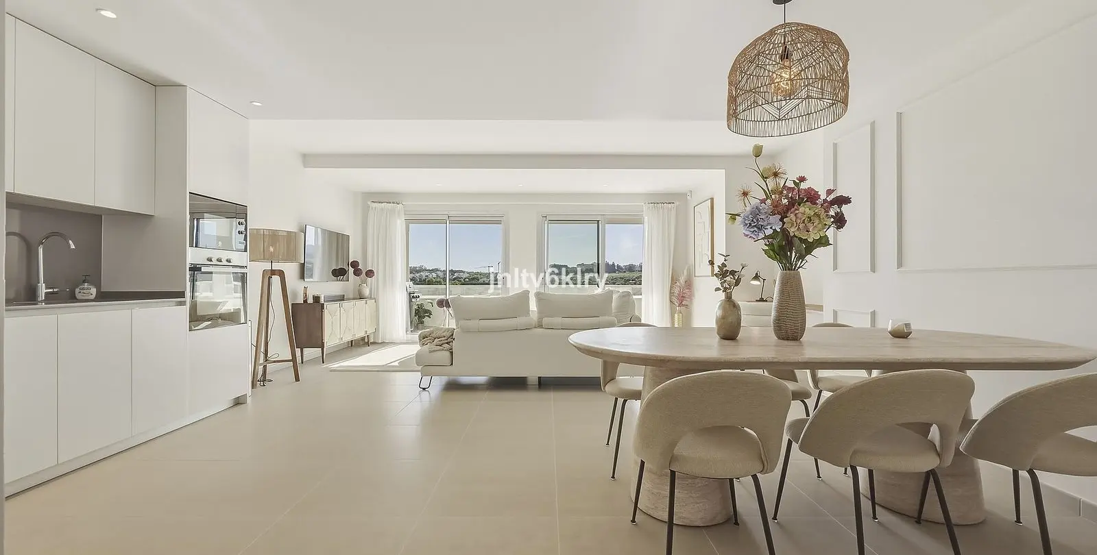 Sale of middle floor apartment in Cancelada 2