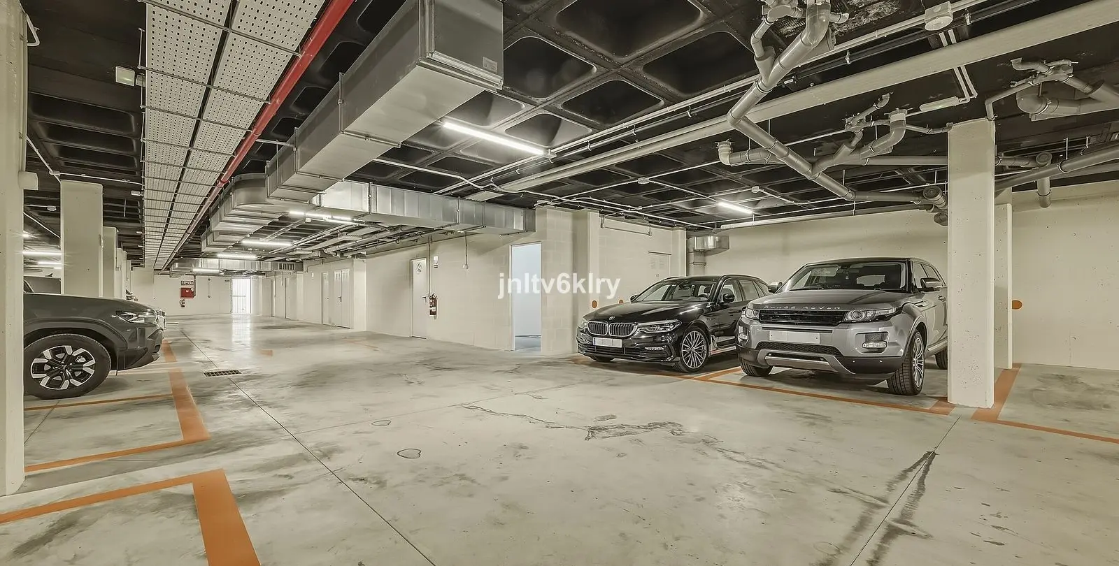 Sale of middle floor apartment in Cancelada 30