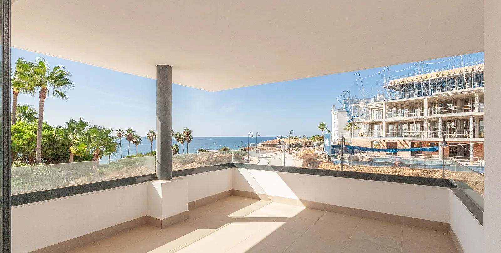 Venta de apartamento en planta media en El Chaparral 2