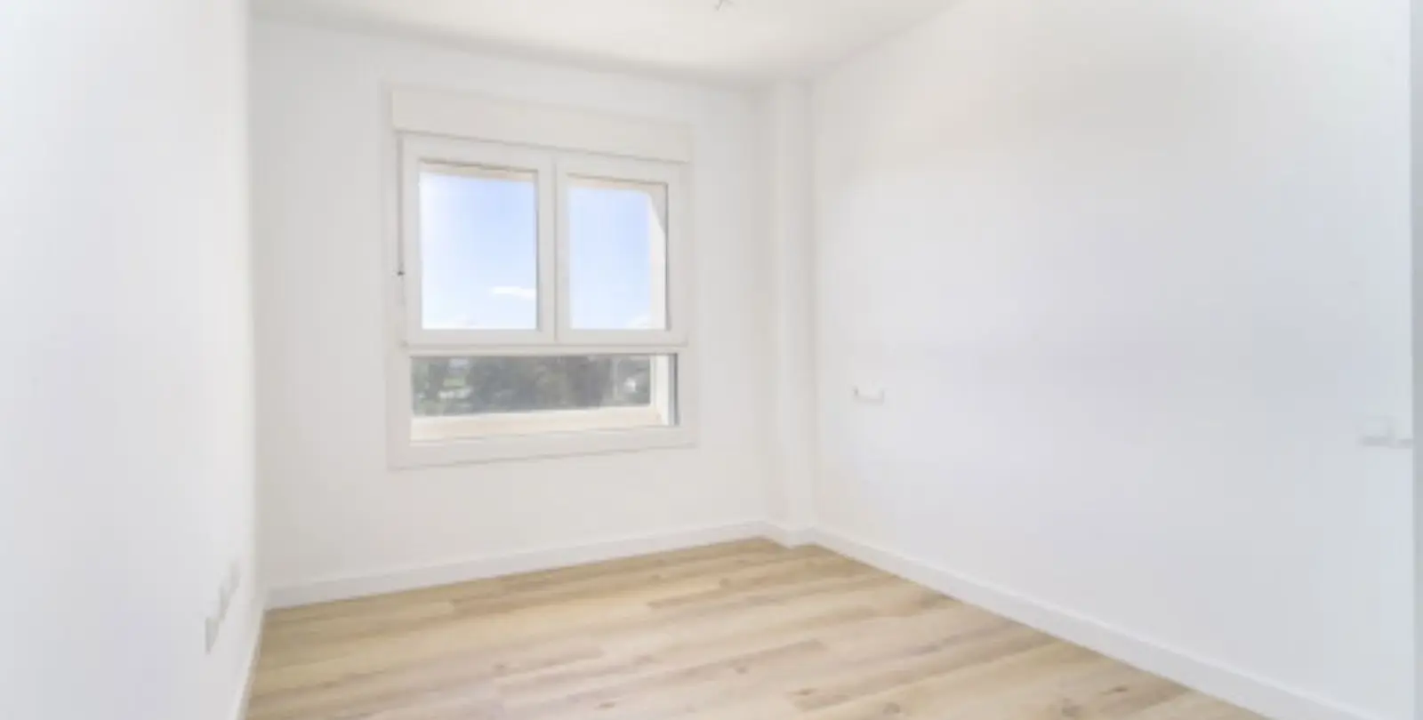 Sale of middle floor apartment in Nueva Andalucía 5