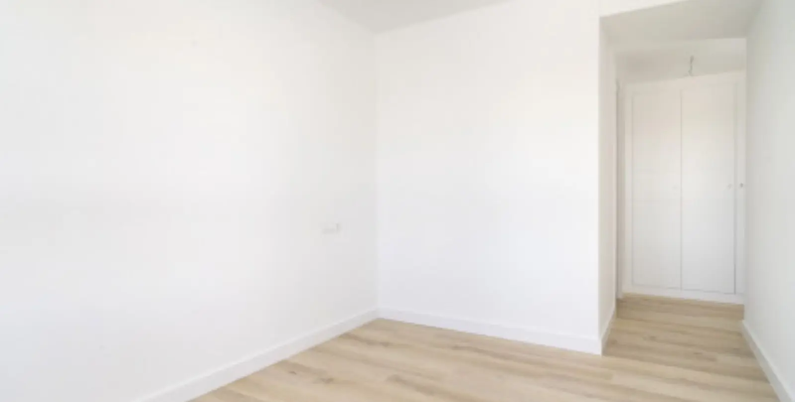 Sale of middle floor apartment in Nueva Andalucía 6