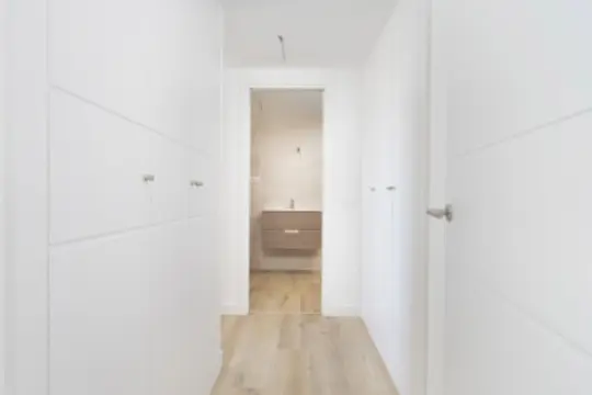 Image 7 thumb