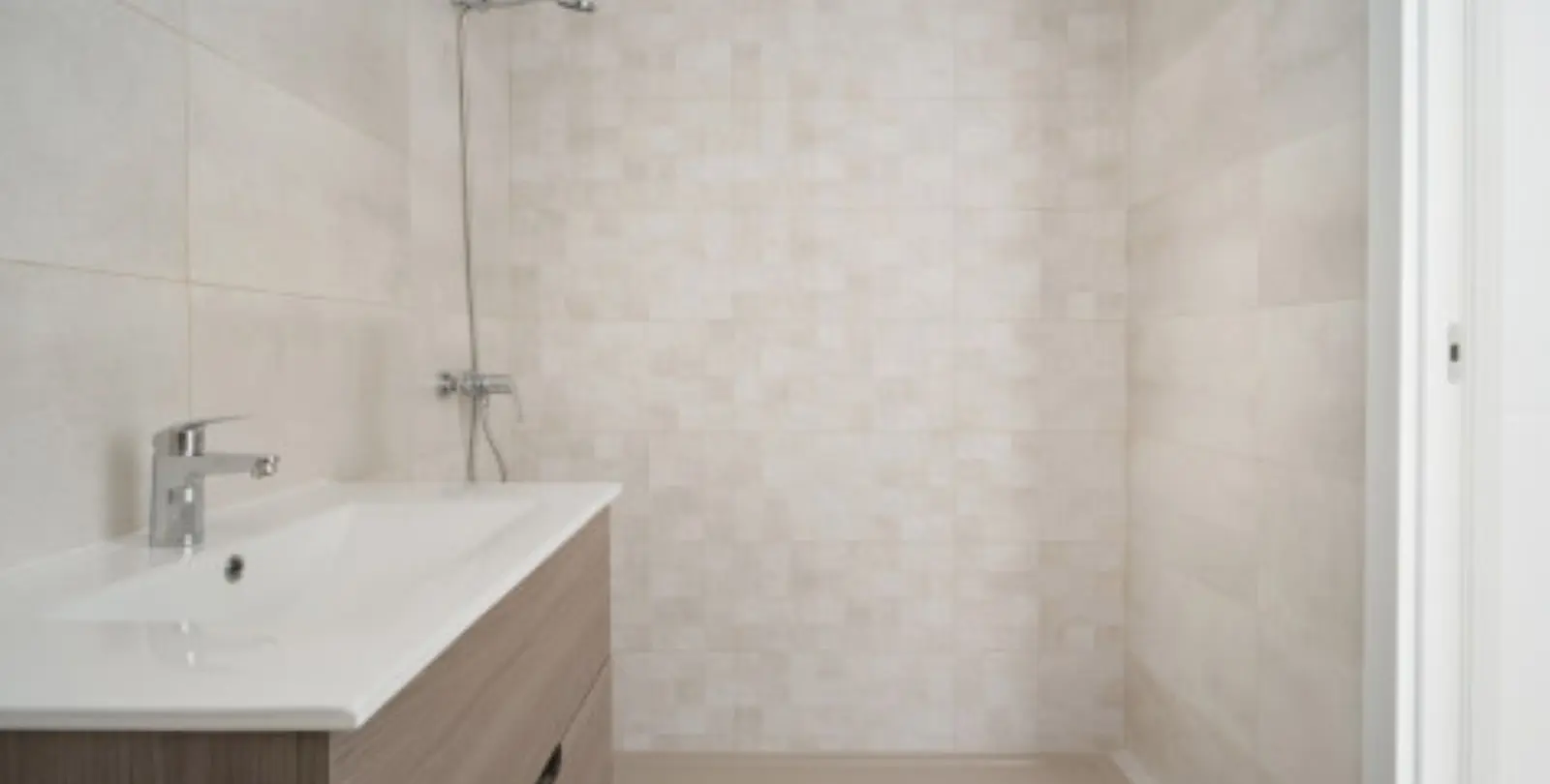 Sale of middle floor apartment in Nueva Andalucía 9