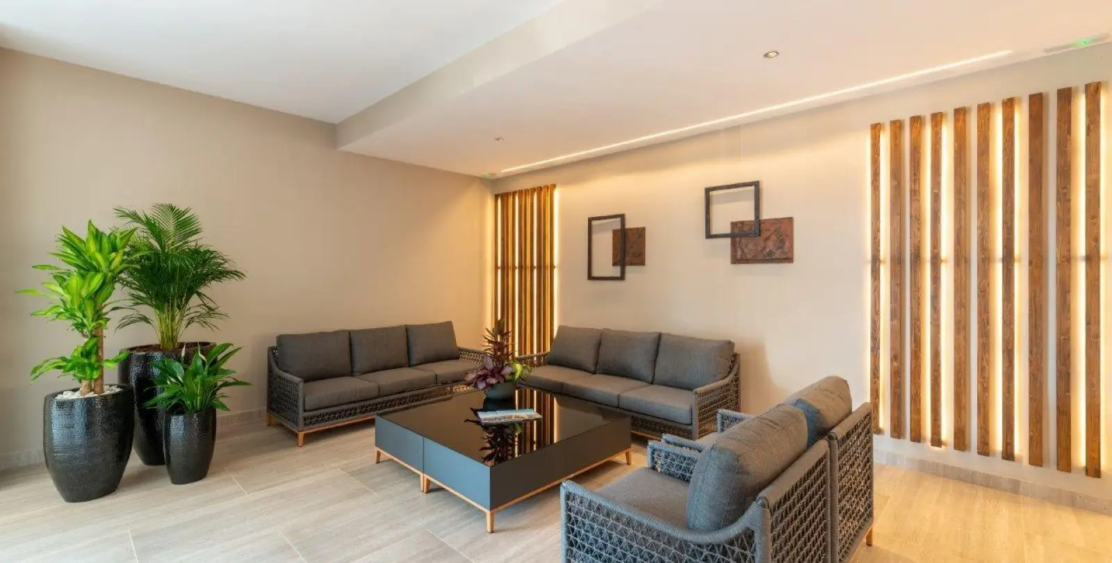 Sale of middle floor apartment in Nueva Andalucía 37