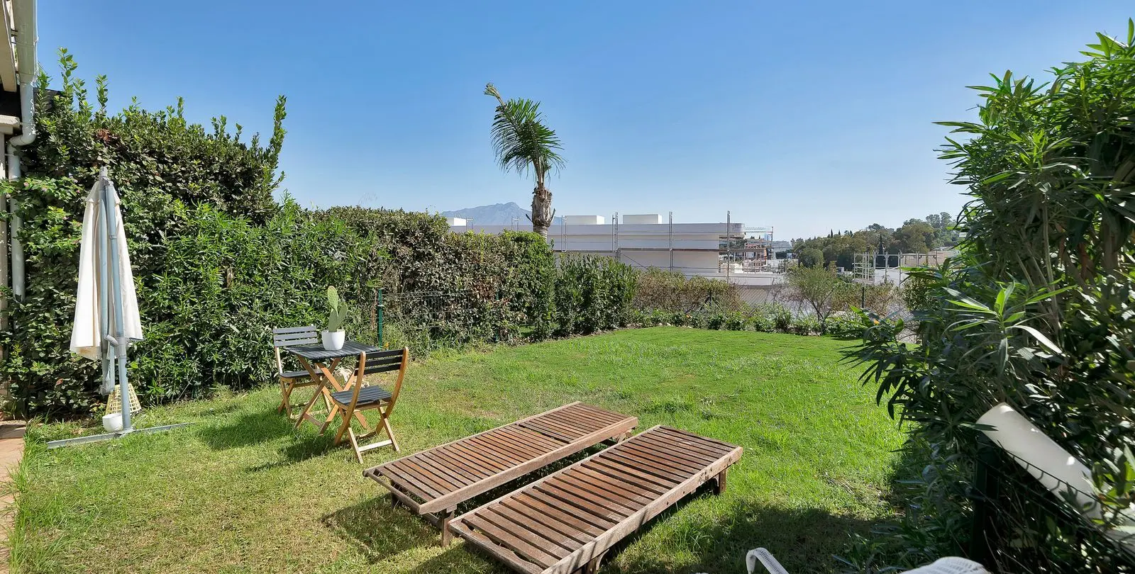 Sale of townhouse in Estepona 28