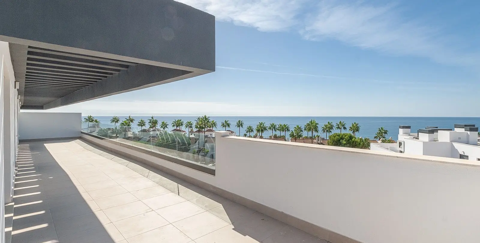 Sale of penthouse in El Chaparral 2