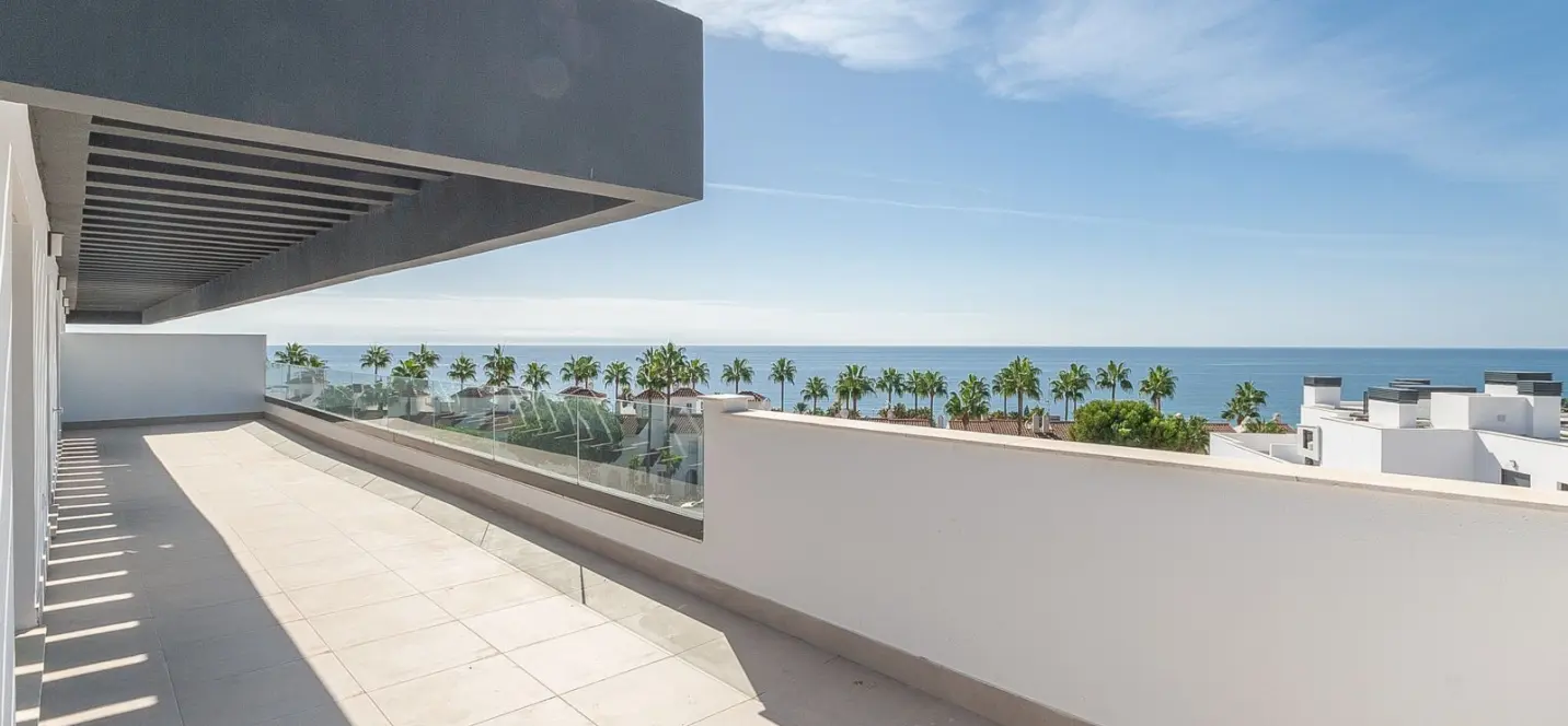 Sale of penthouse in El Chaparral 1