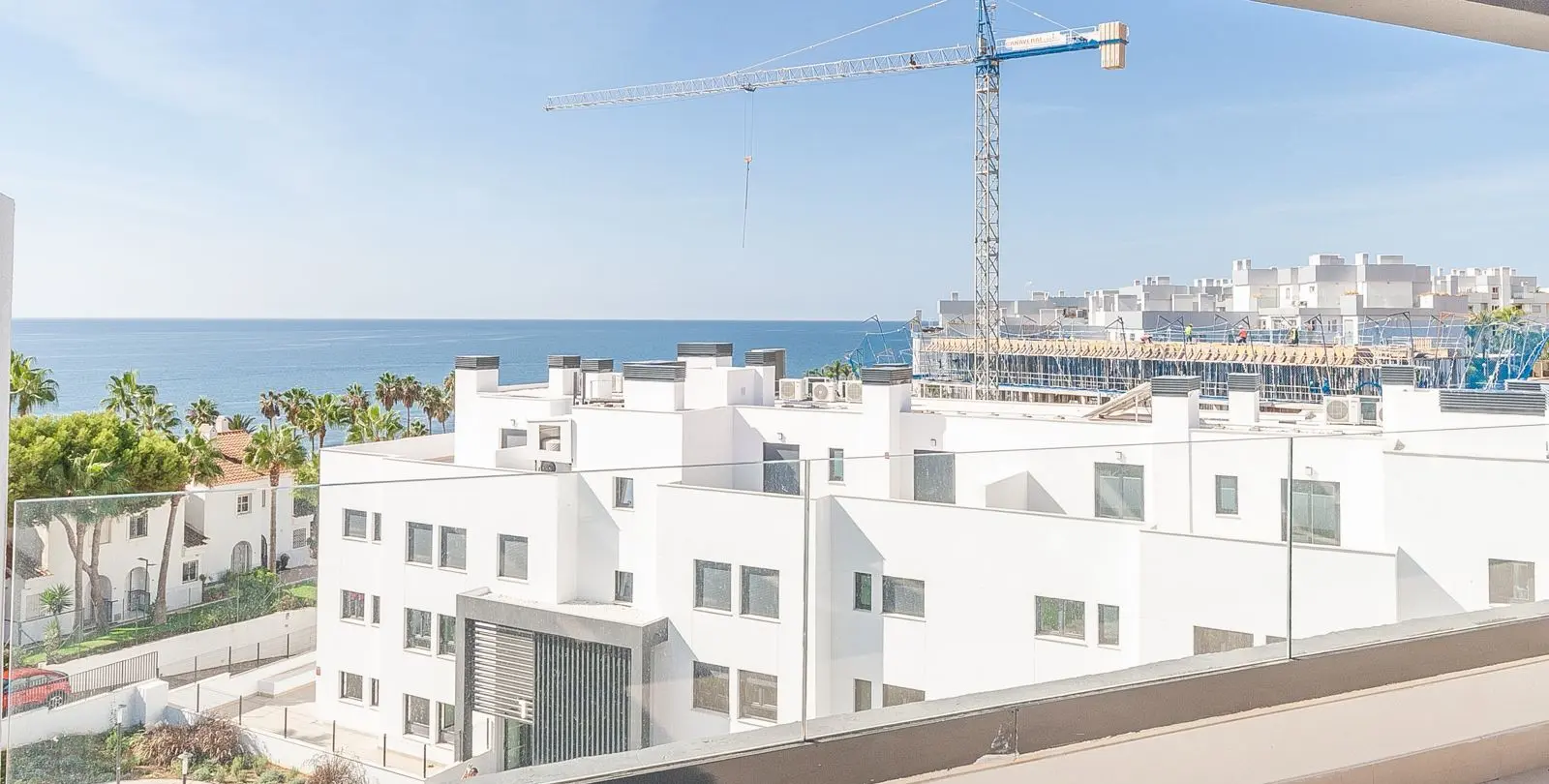 Sale of penthouse in El Chaparral 11