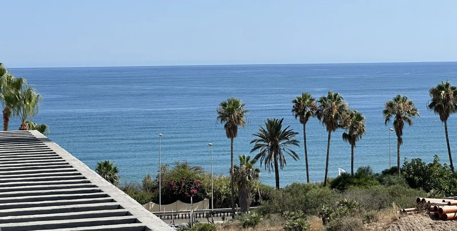 Sale of penthouse in El Faro 8