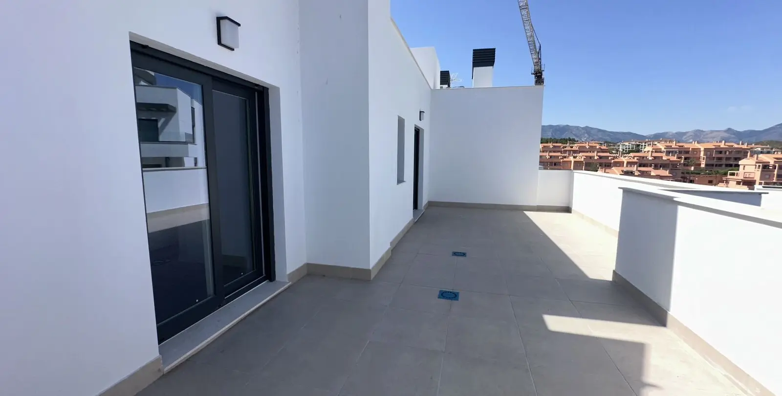 Sale of penthouse in El Faro 19