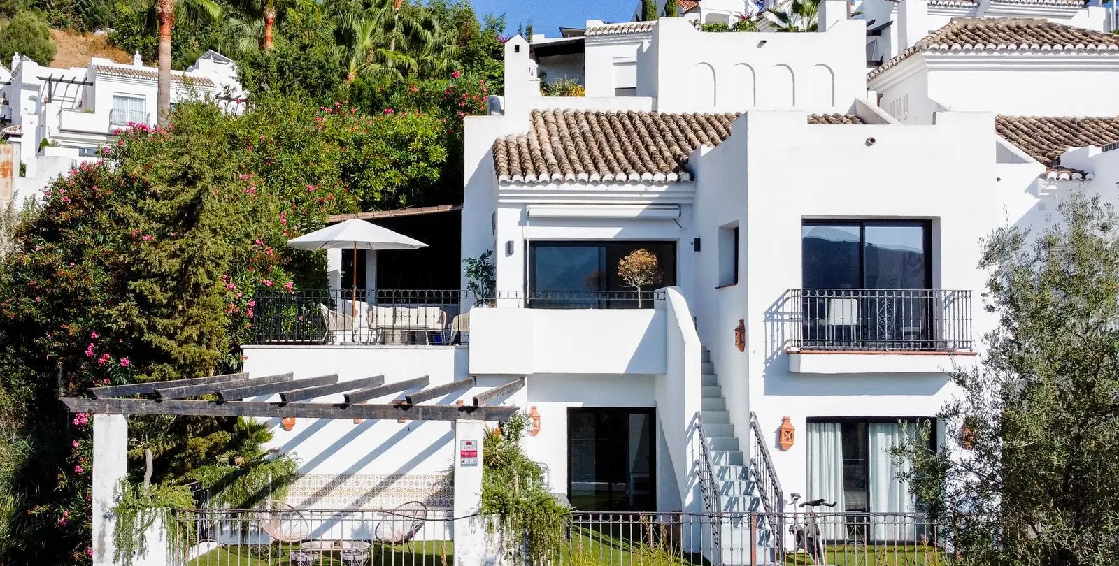Sale of semi-detached house in Istán 1