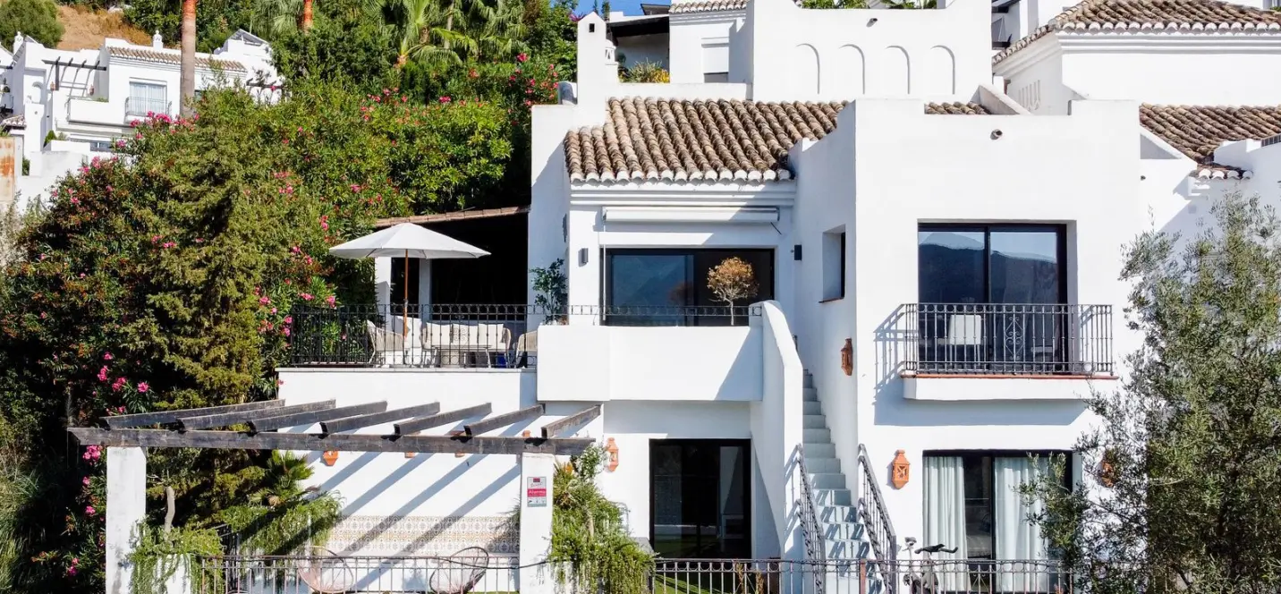 Sale of semi-detached house in Istán 0